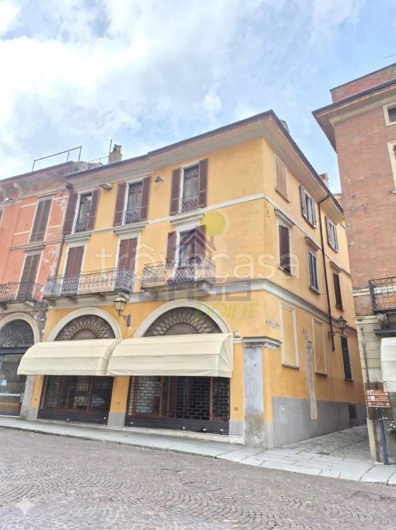 negozio in affitto a Cremona in zona Cremona Centro
