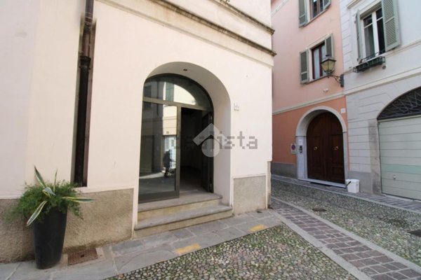 negozio in affitto a Cremona in zona Cremona Centro
