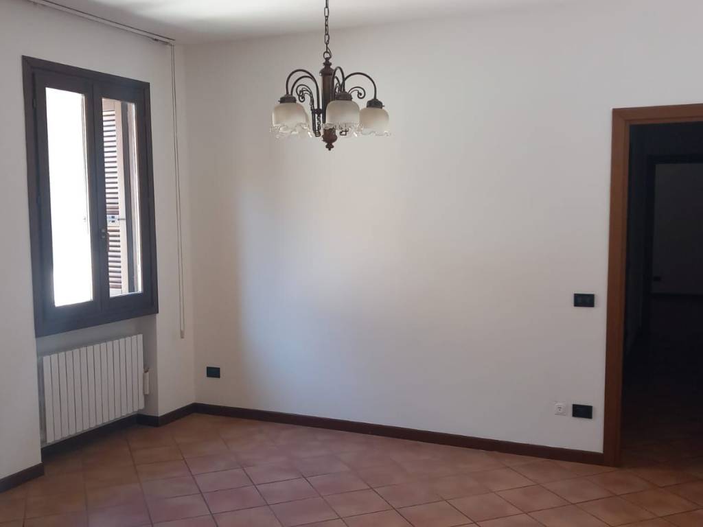 appartamento in affitto a Cremona in zona Piazza Castello