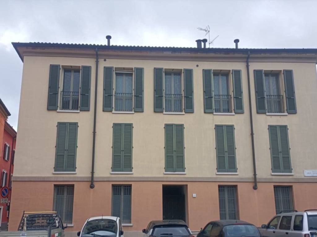 appartamento in affitto a Cremona in zona Piazza Castello