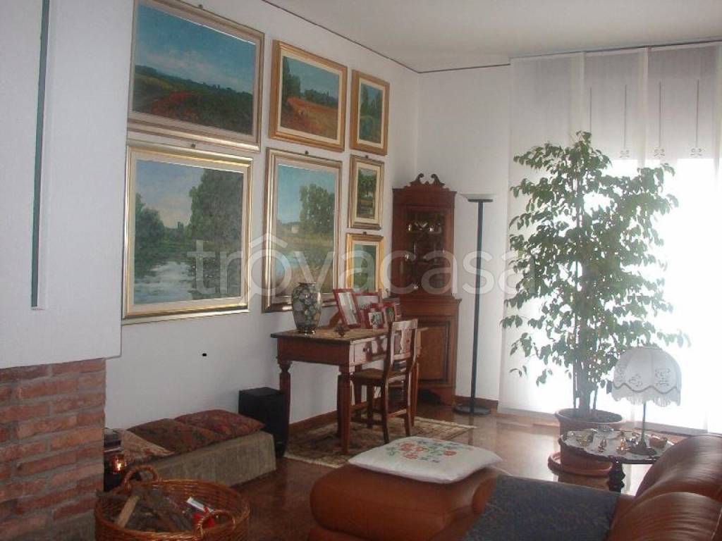 appartamento in affitto a Cremona in zona Via Giuseppina