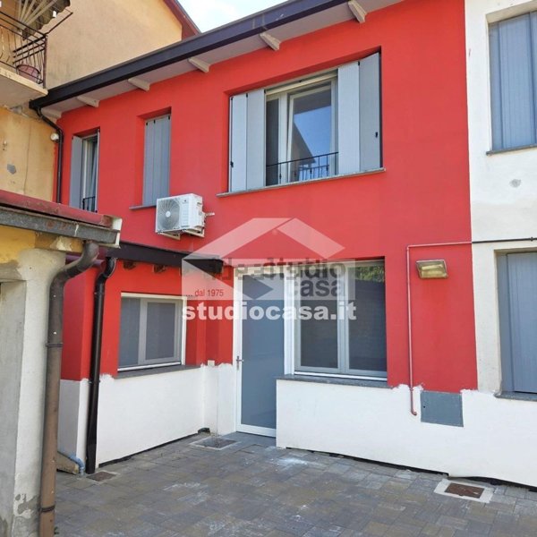 appartamento in affitto a Cremona in zona Viale Po