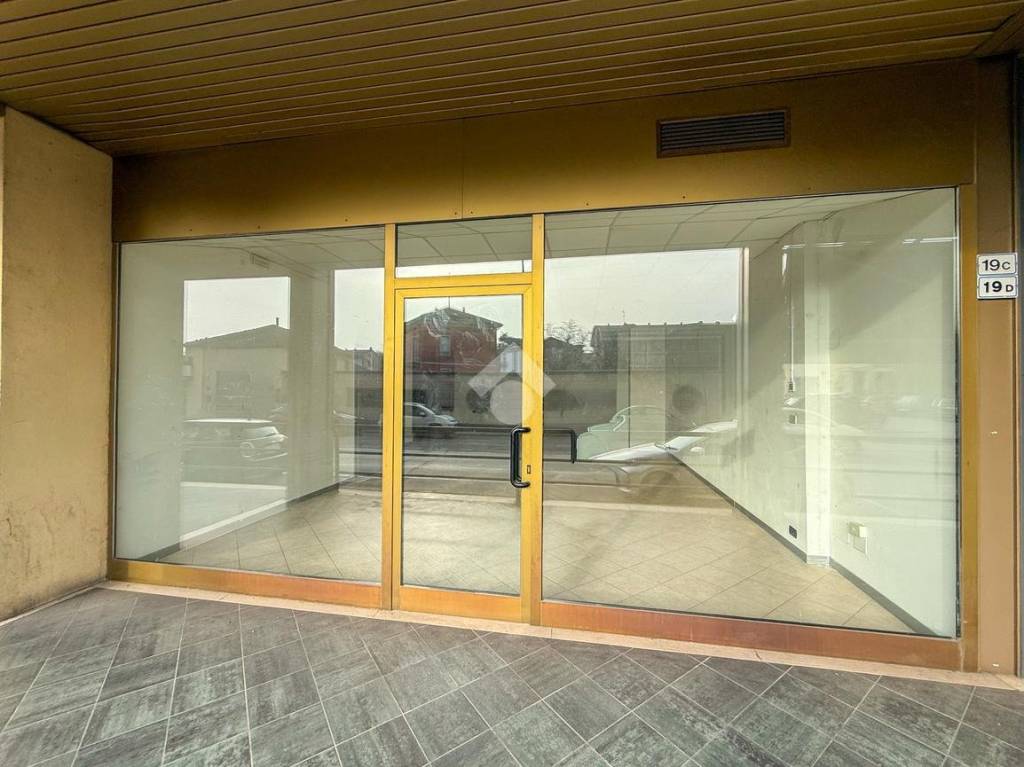 locale commerciale in affitto a Cremona in zona Cremona Centro