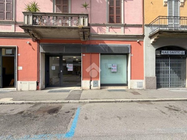 negozio in affitto a Cremona in zona Via Dante