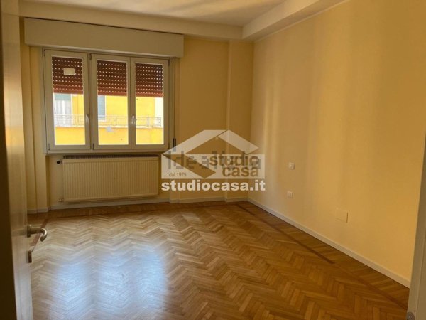 appartamento in affitto a Cremona in zona Piazza Castello