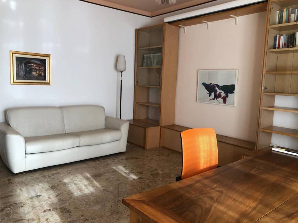 appartamento in affitto a Cremona in zona Viale Po