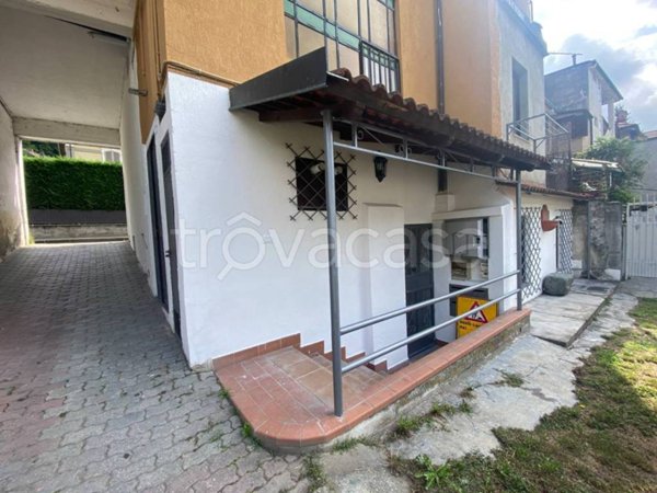 locale commerciale in affitto a Pinasca in zona Dubbione