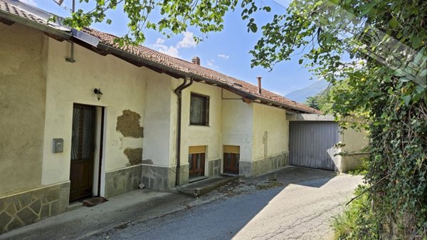 appartamento in affitto a Pinasca