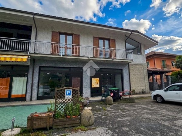 locale commerciale in affitto a Pinasca in zona Dubbione