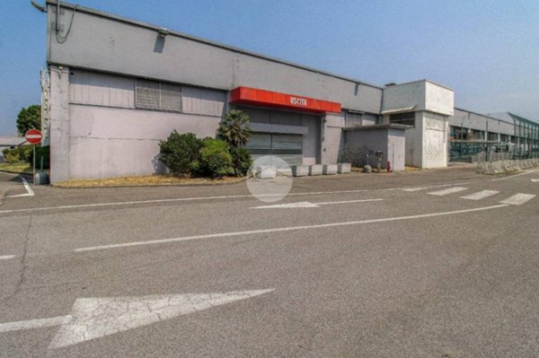 negozio in affitto a Madignano