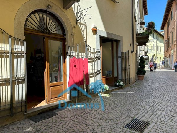 locale commerciale in affitto a Pinerolo