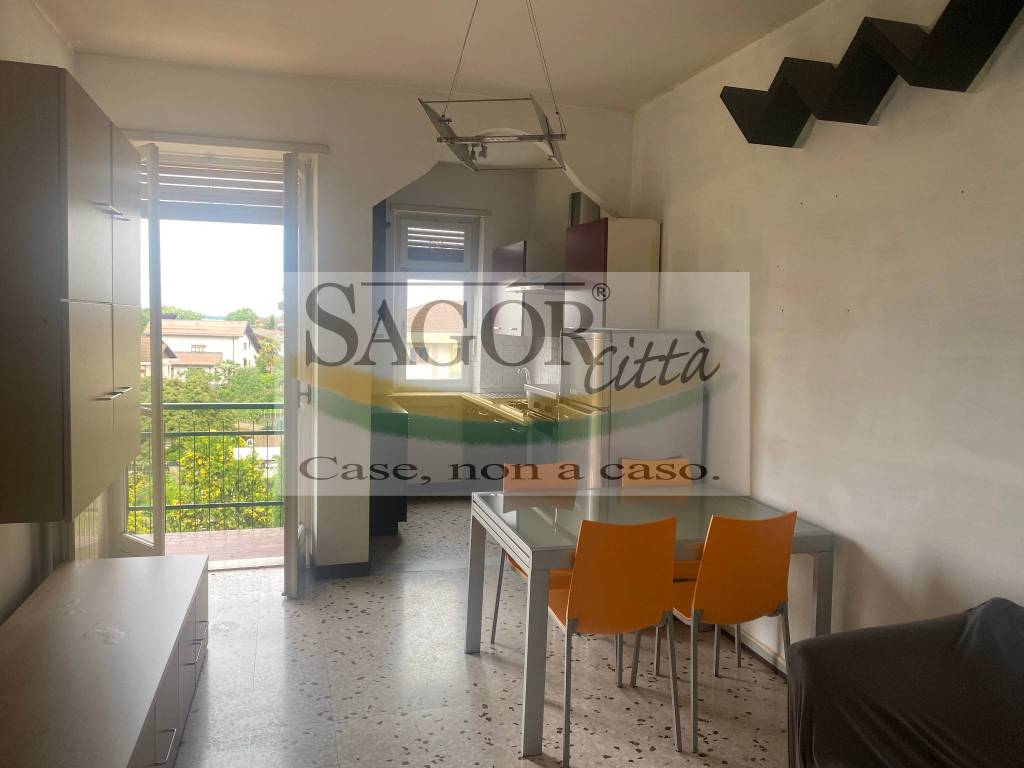 appartamento in affitto a Pinerolo in zona Riva