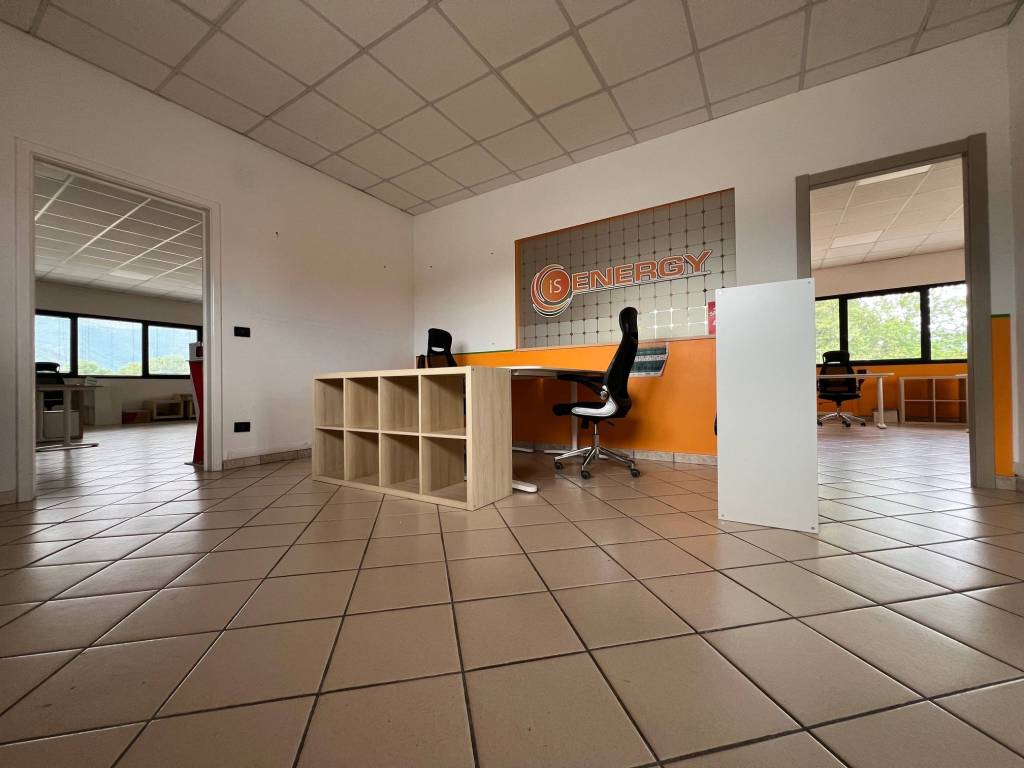 ufficio in affitto a Pinerolo in zona Abbadia Alpina