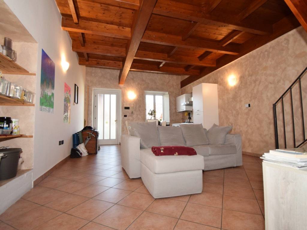 appartamento in affitto a Pinerolo