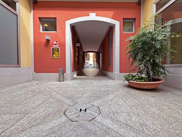 negozio in affitto a Pinerolo