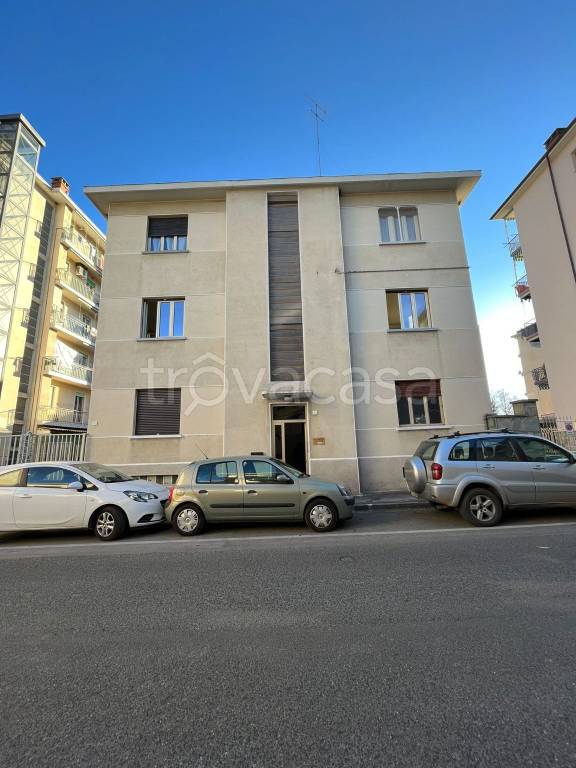appartamento in affitto a Pinerolo