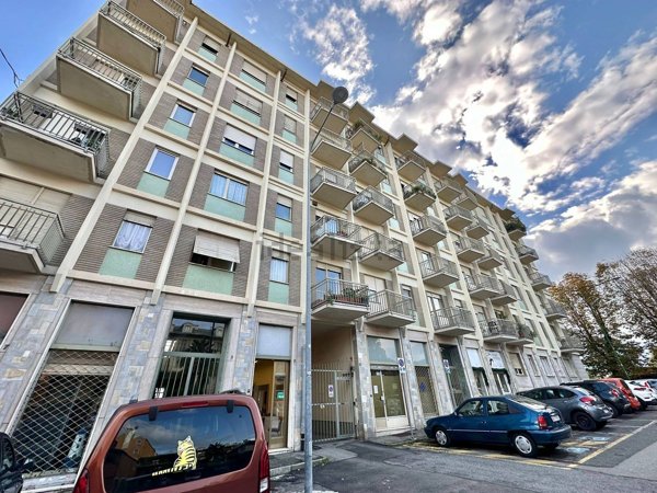 negozio in affitto a Pinerolo