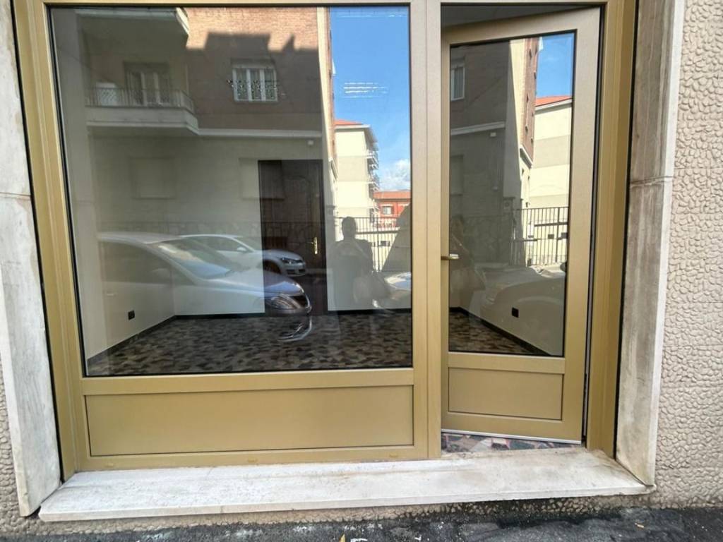 negozio in affitto a Pinerolo