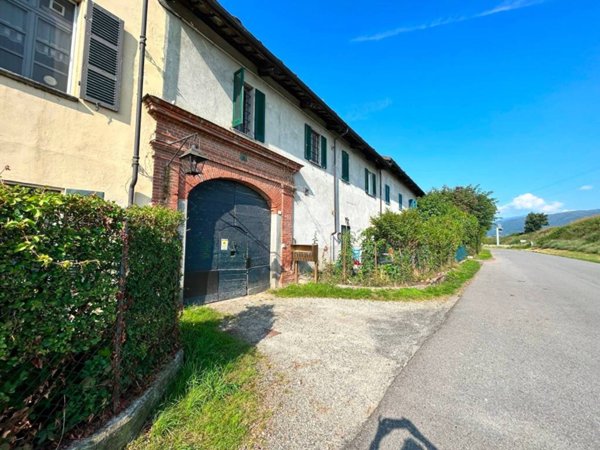 appartamento in affitto a Pinerolo in zona Baudenasca