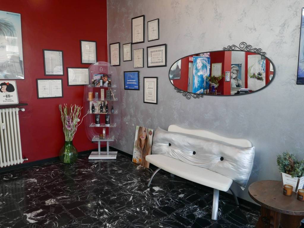 locale commerciale in affitto a Pinerolo