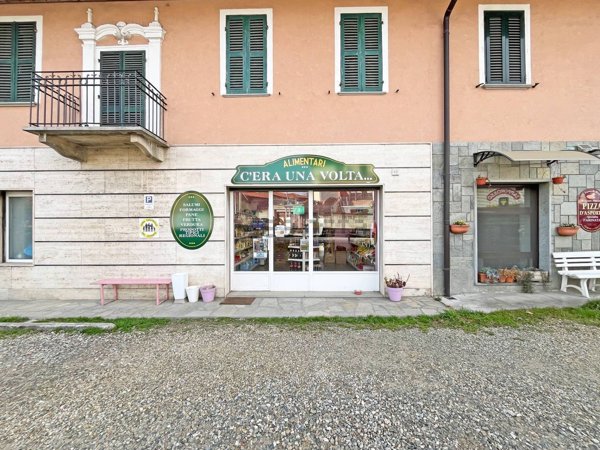 locale commerciale in affitto a Pinerolo in zona Riva