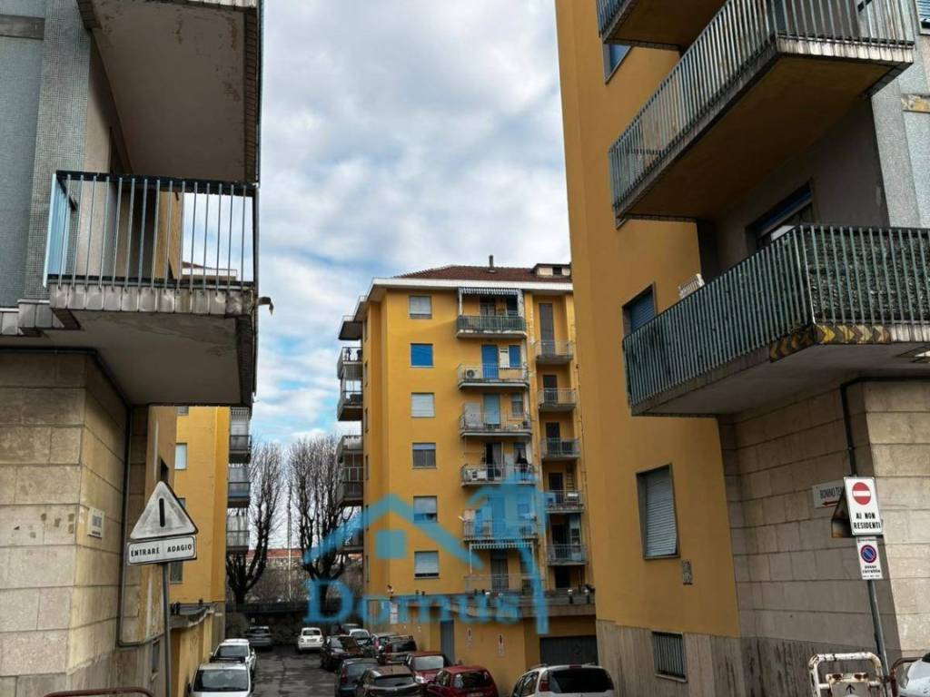 negozio in affitto a Pinerolo