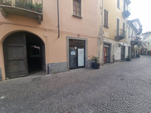 negozio in affitto a Pinerolo