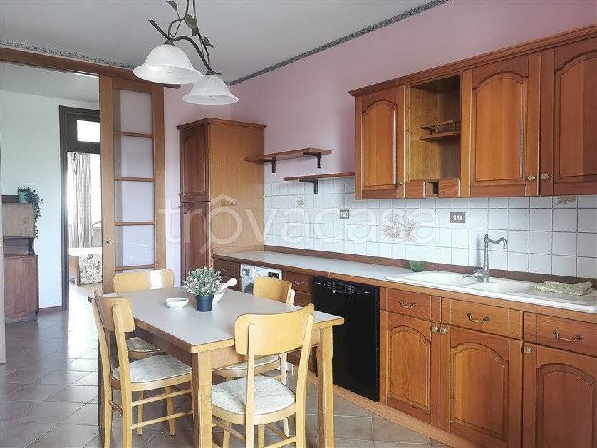 appartamento in affitto a Pinerolo in zona Abbadia Alpina