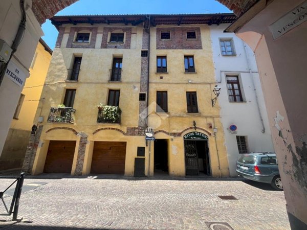 negozio in affitto a Pinerolo
