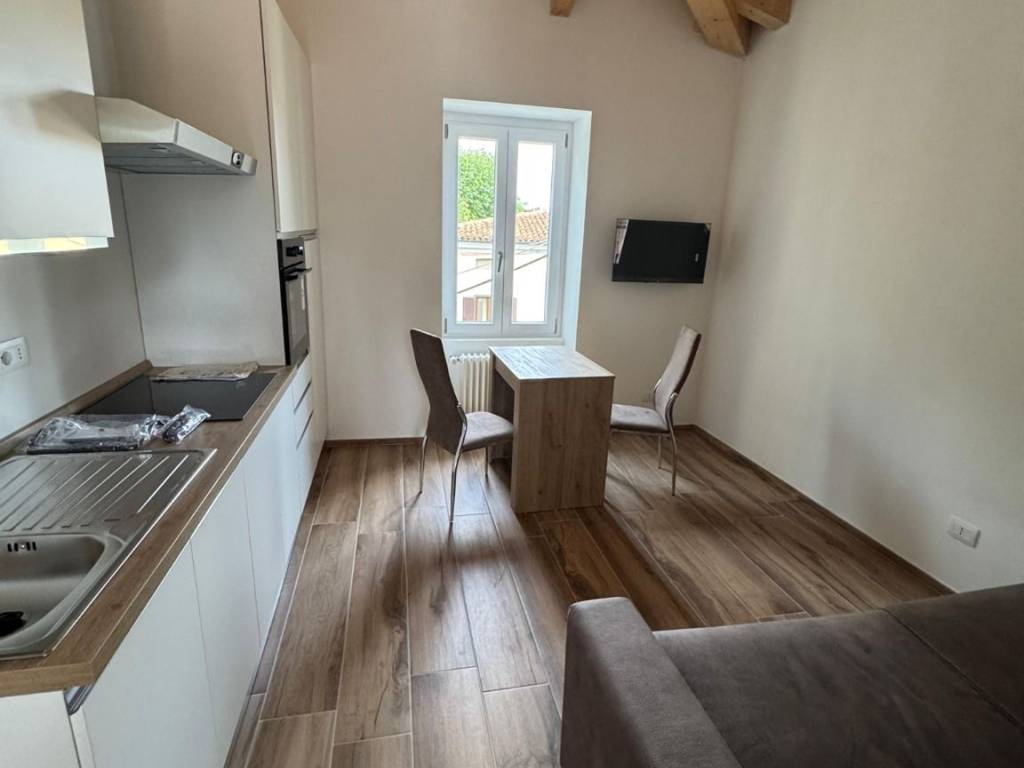 appartamento in affitto a Pinerolo in zona Abbadia Alpina