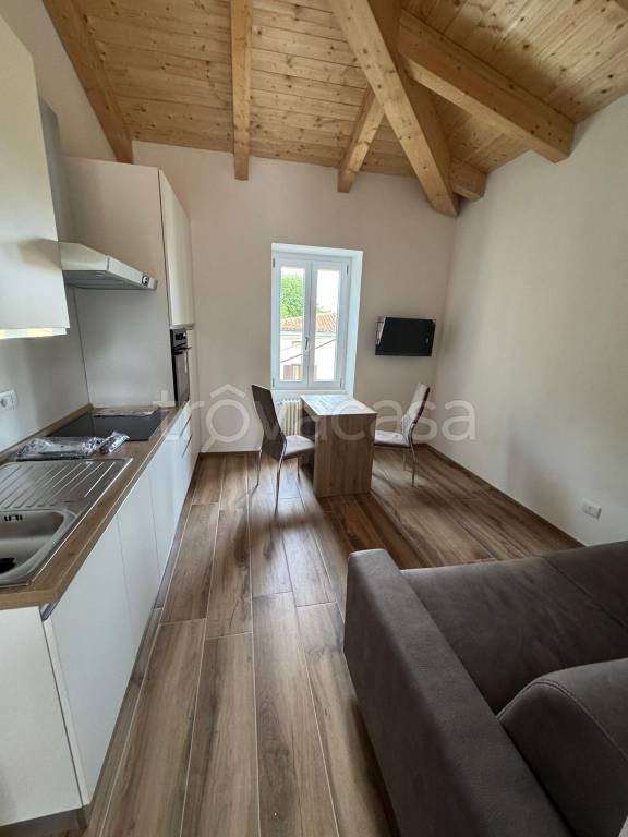 appartamento in affitto a Pinerolo in zona Abbadia Alpina