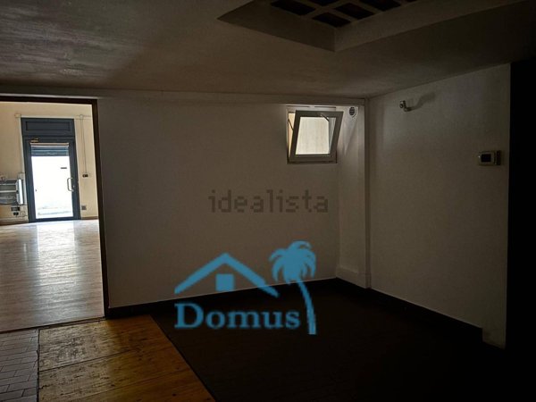 locale commerciale in affitto a Pinerolo