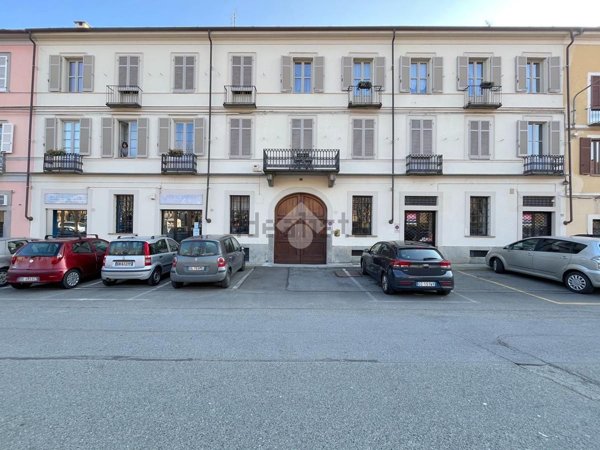 locale commerciale in affitto a Pinerolo