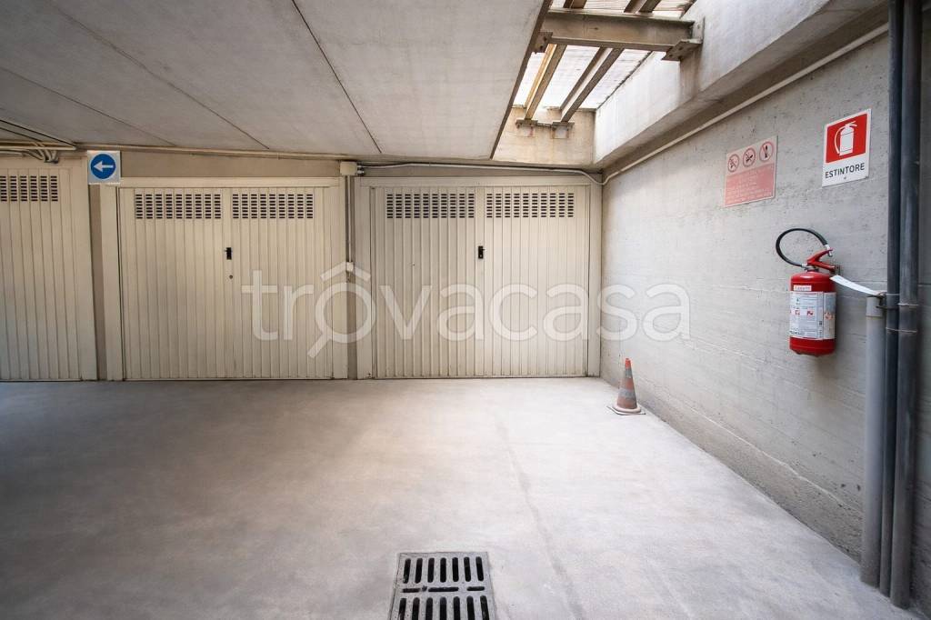 locale di sgombero in affitto a Pinerolo