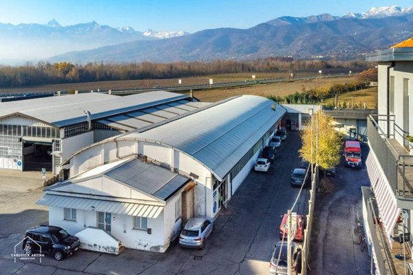 locale commerciale in affitto a Pinerolo