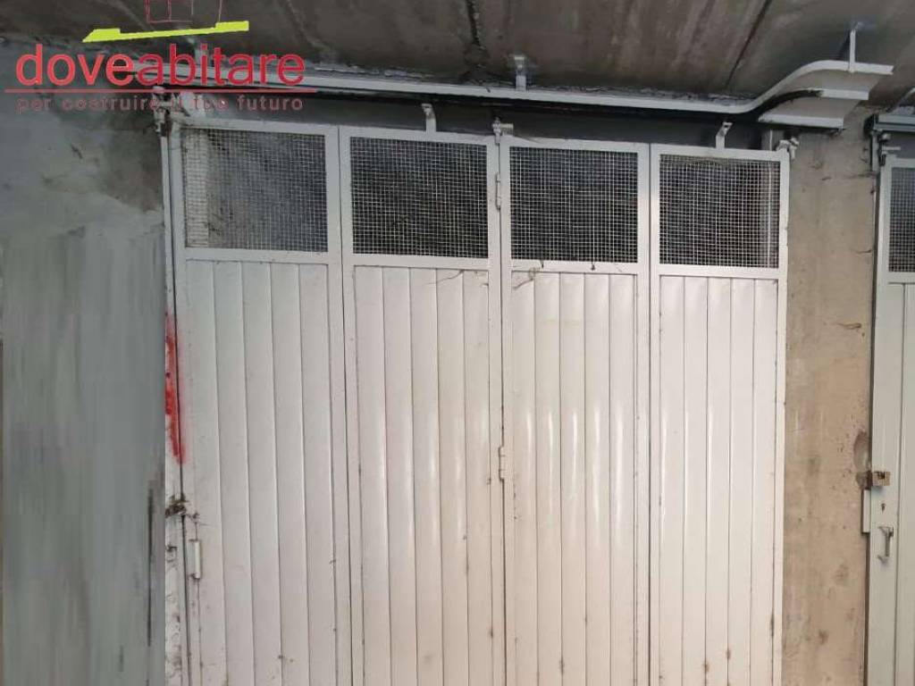 locale di sgombero in affitto a Pinerolo in zona Abbadia Alpina