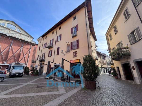 locale commerciale in affitto a Pinerolo