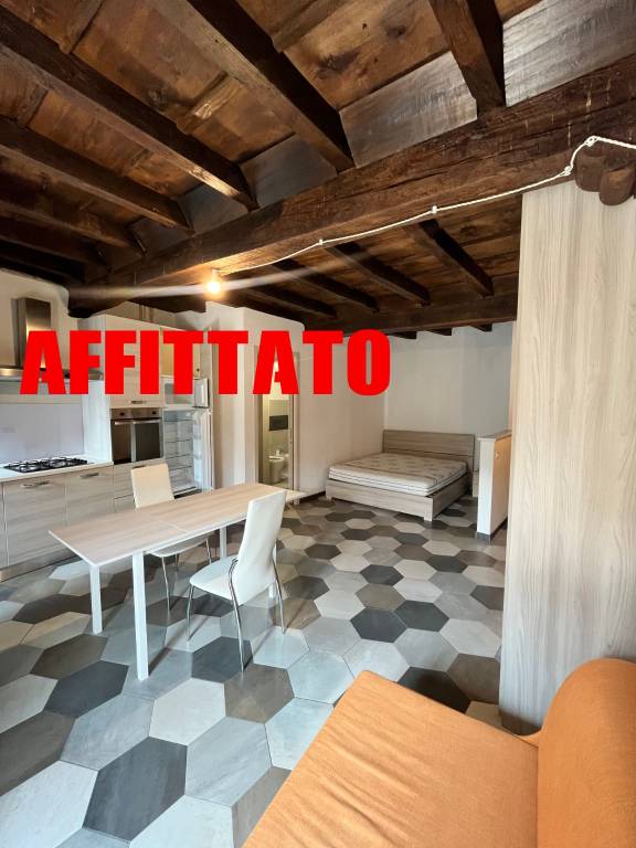 appartamento in affitto a Pinerolo
