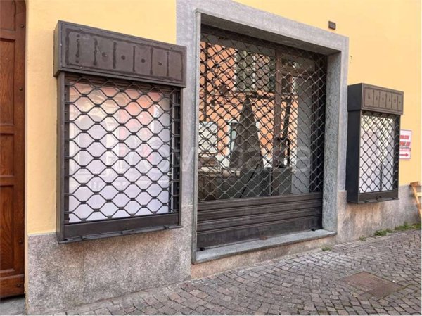 negozio in affitto a Pinerolo