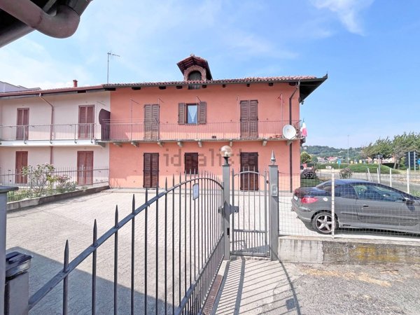 appartamento in affitto a Pinerolo in zona Motta Grossa