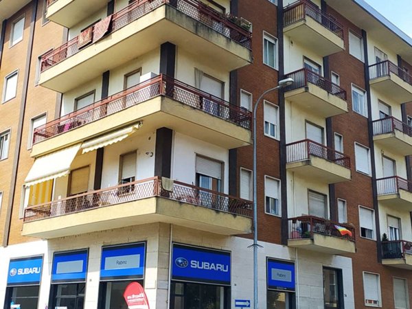 appartamento in affitto a Pinerolo in zona Avaro/Tron