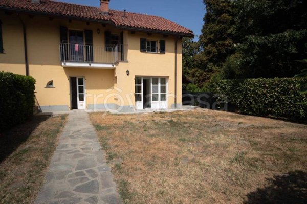 appartamento in affitto a Pinerolo in zona Biscornetto