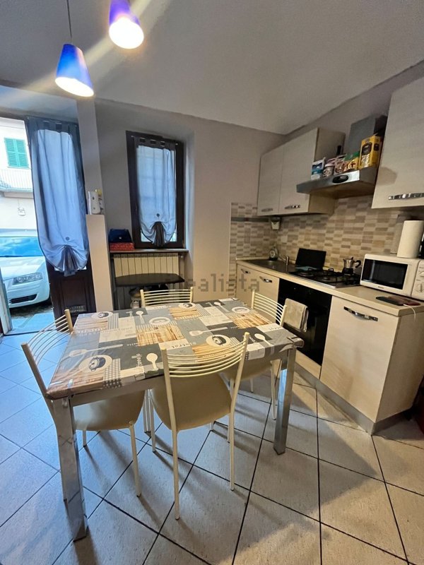 appartamento in affitto a Pinerolo in zona Avaro/Tron