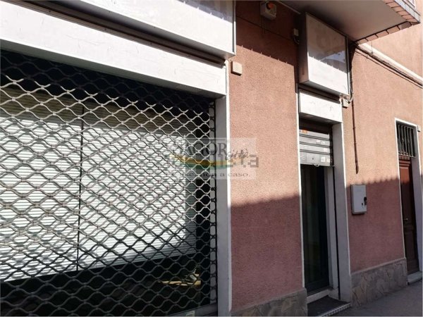 ufficio in affitto a Pinerolo in zona Avaro/Tron