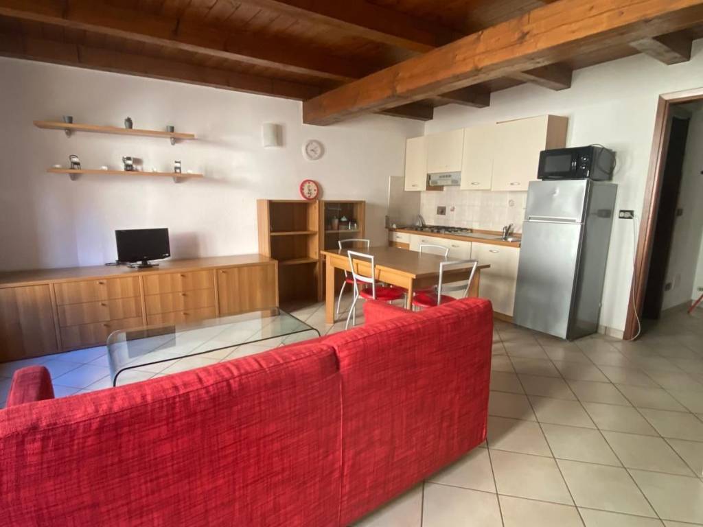 appartamento in affitto a Pinerolo in zona Avaro/Tron