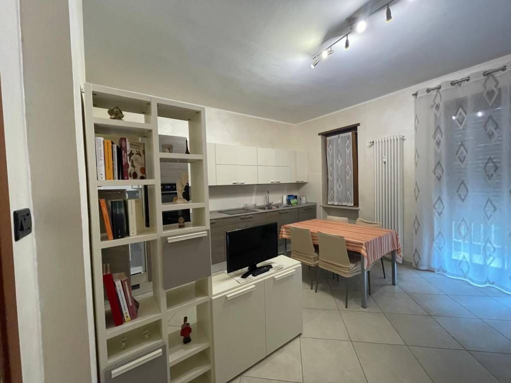 appartamento in affitto a Pinerolo in zona Avaro/Tron