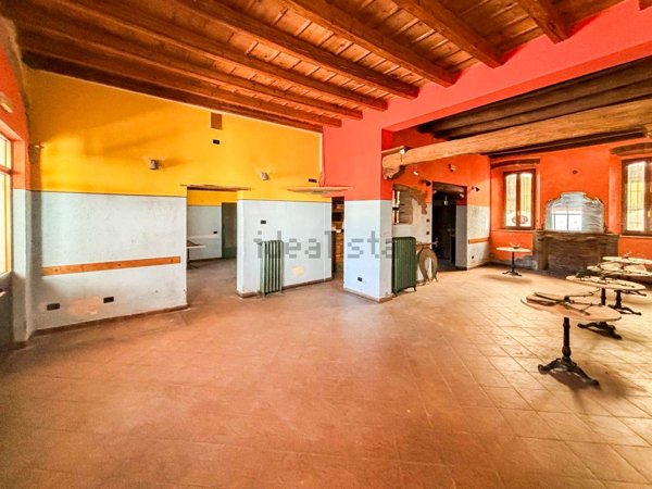 locale commerciale in affitto ad Offanengo