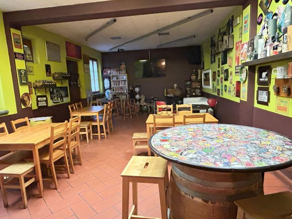 negozio in affitto a Palazzo Pignano in zona Scannabue