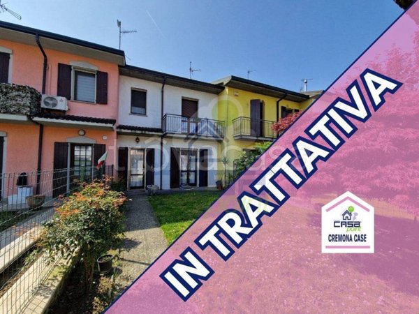 quadrivano in affitto a Persico Dosimo in zona Persichello