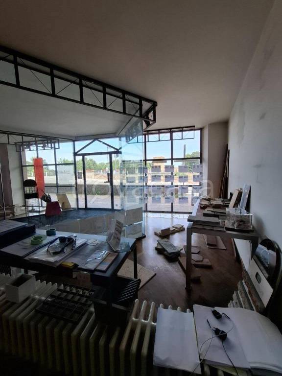 appartamento in affitto a Pizzighettone in zona Roggione